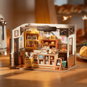 Rolife Becka's Baking House DIY Miniature House Kit, Only Supports TK And Independent Site Sales (Option: Beckas Baking House)